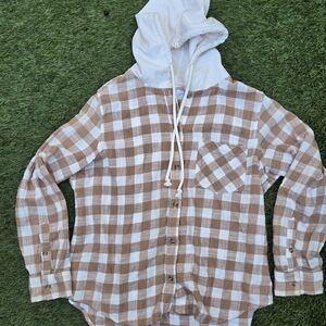 Time and Tru Women's Cream and Brown Plaid Button Down Shirt